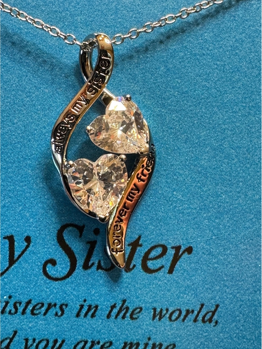 Dasany Fashion Jewelry Sister Pendant Necklace with Heart Crystals - Picture 8 of 8